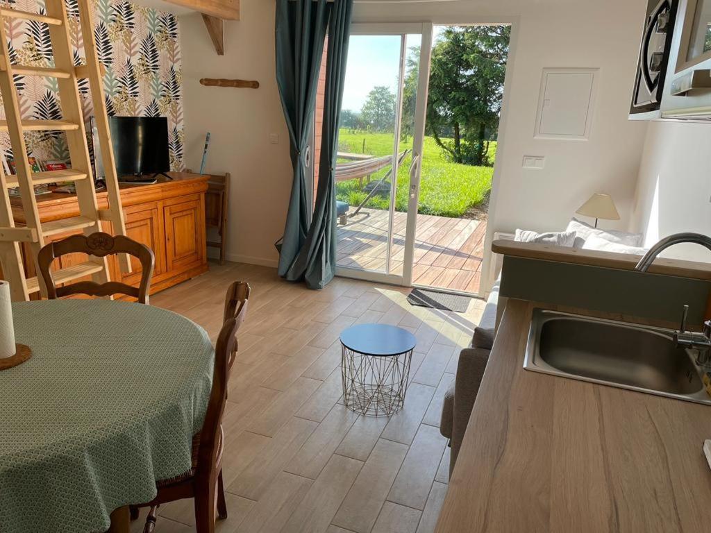 Eco-Gite A La Ferme D'Elles Saint-Andre-de-l'Epine Екстер'єр фото